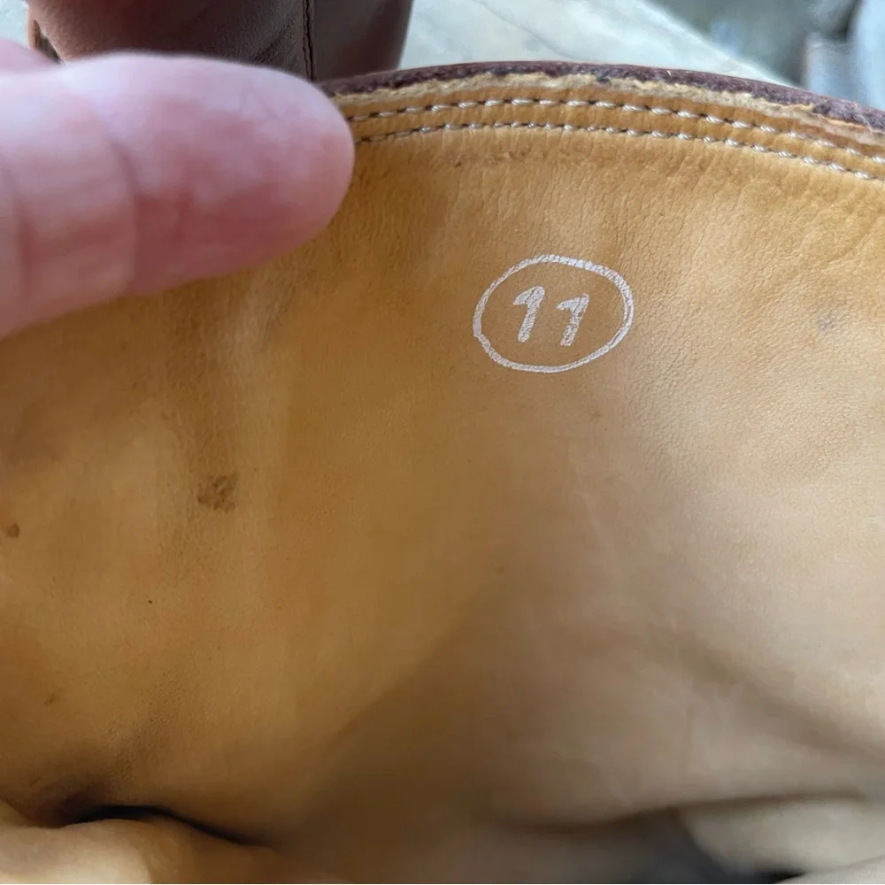 Men’s Fluevog brown leather engineer/motorcycle boots. - Picture 4 of 9